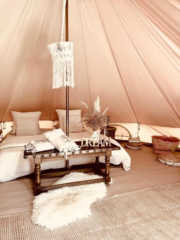 Tipi Bohème - Domaine Finca Lessya & SPA à Mauguio, Hérault