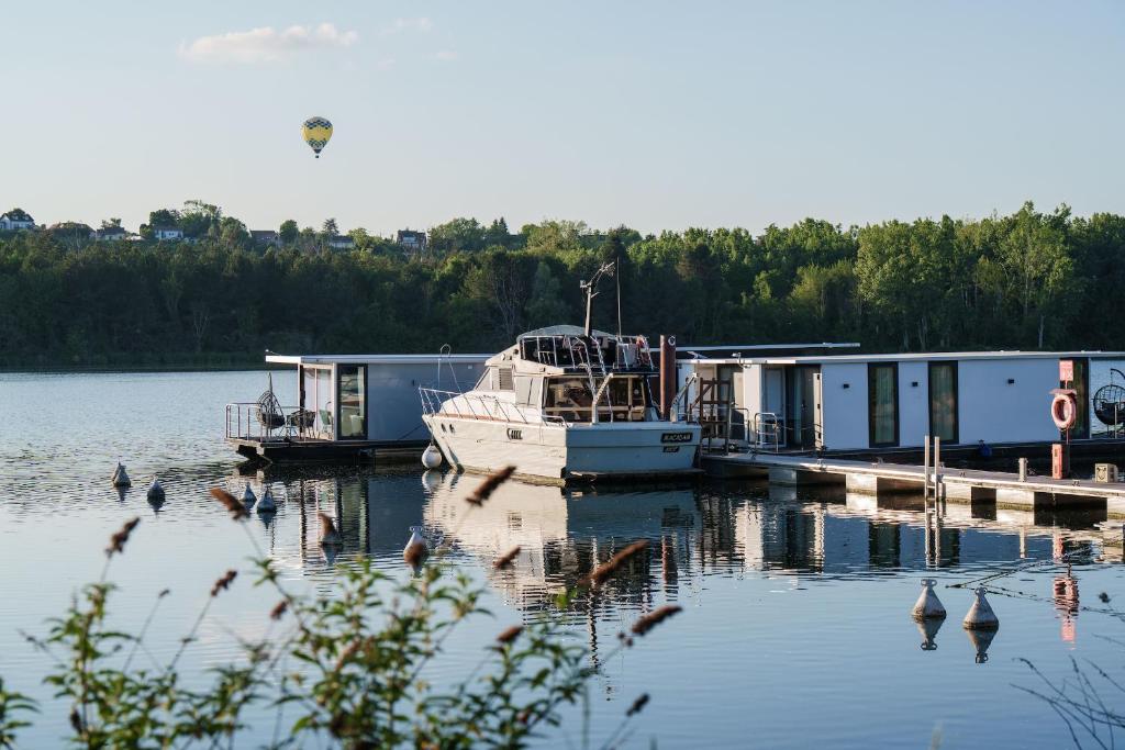Suite flottante sur la Seine avec balnéo privative près de Giverny