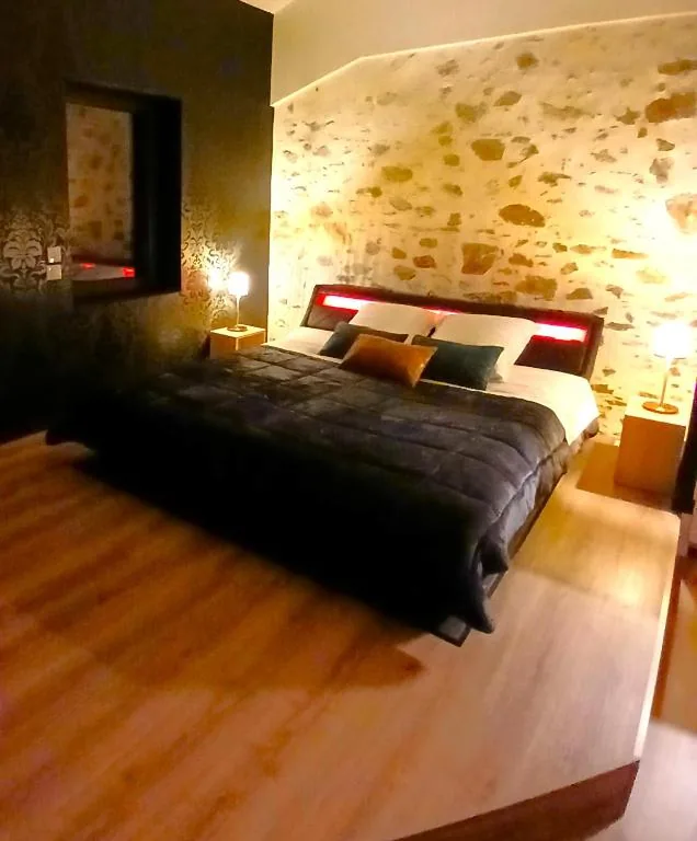 La Passionnante Gîte avec Spa privatif, loveroom avec espace bien-être en Pays de la Loire