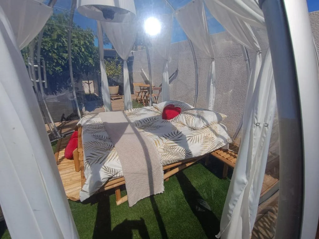 mauran berre insolite avec spa ou jacuzzi, Berre-l'Étang, Bouches-du-Rhône