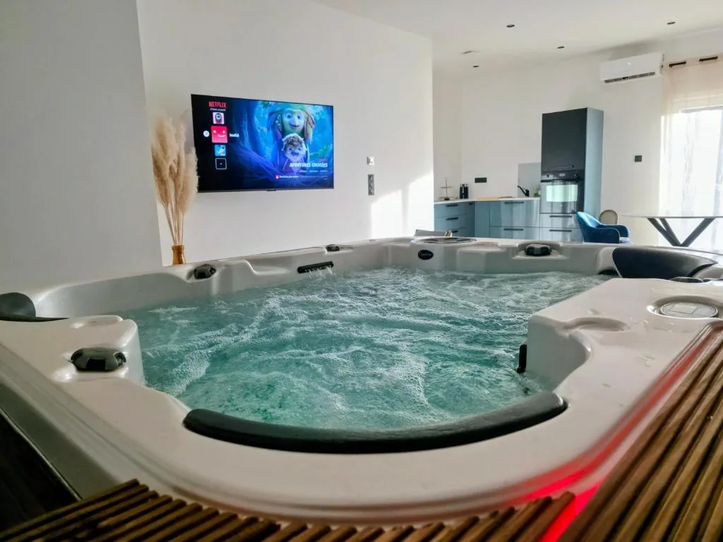 NEW SPA Au cœur des bulles Prestige & Détente 55m2, loveroom avec espace bien-être dans le Grand Est