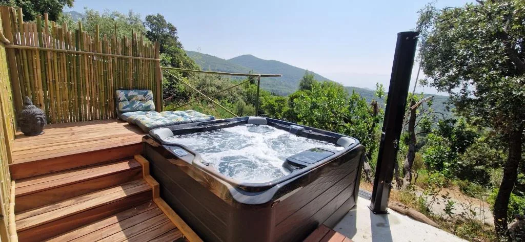 Sottu E Stelle avec spa ou jacuzzi, Albitreccia, Corse-du-Sud