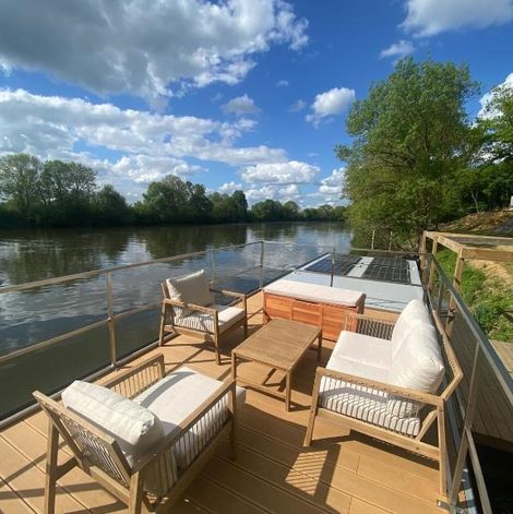 Bateau logement tout confort, vue magique! en Maine-et-Loire avec spa privatif