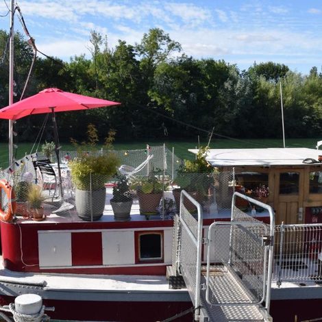 Bateau, Péniche Marboré - Disney en Seine-et-Marne avec terrasse