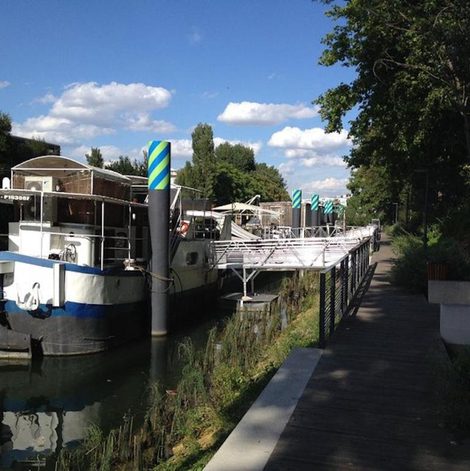 Bateau Boat For Guest dans les Hauts-de-Seine