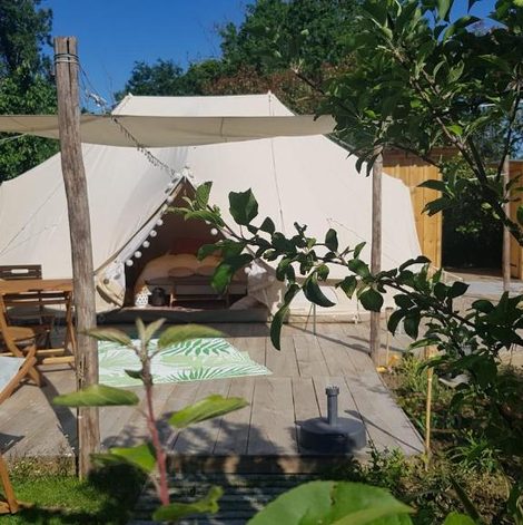 Tente Bohème glamping expérience en Gironde avec piscine