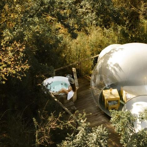 Bulle transparente - Domaine Les Géorennes dans l’Ain avec terrasse