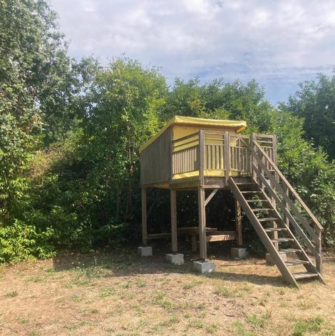 Gîte insolite campetoile - hébergement insolite en Charente-Maritime avec terrasse