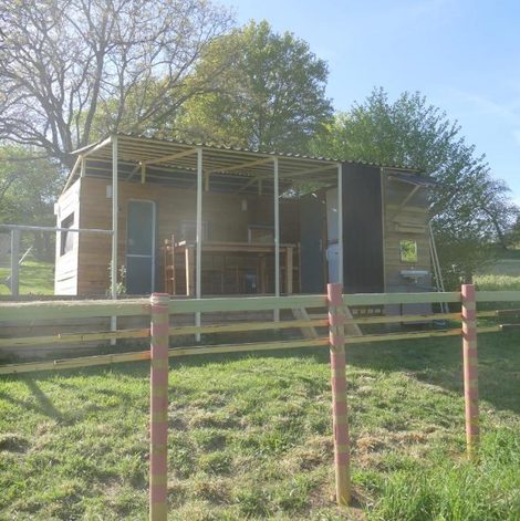 Roulotte Caravan met een prachtig uitzicht en Haute-Vienne avec terrasse