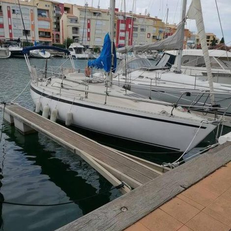 Bateau Dormir sur un bateau dans l’Hérault avec spa privatif