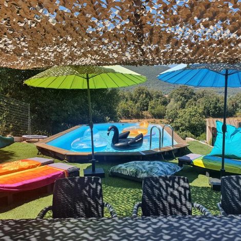 Gîte insolite Forcone en Corse-du-Sud avec piscine