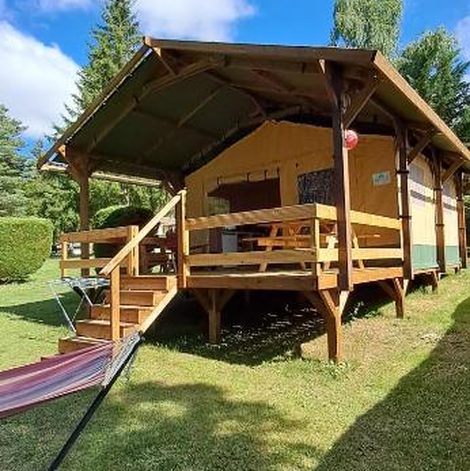 Tente safari lodge 4 personnes dans l’Aude avec terrasse