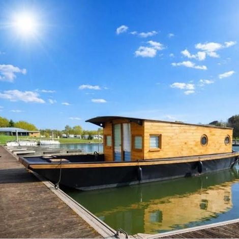 Bateau Johana Boat dans les Ardennes avec spa privatif