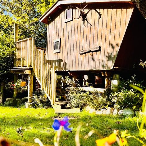 Cabane dans les arbres La cabane perchée du trappeur en Seine-Maritime
