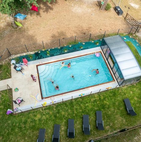 Gîte insolite La Parenthèse Meslandaise dans le Loir-et-Cher avec piscine