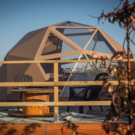 Dôme La Réserve Bagherra nuit insolite et soins bien-être en Gironde avec terrasse
