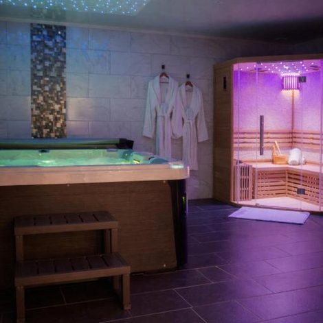 Loveroom La secréte room dans l’Orne avec sauna