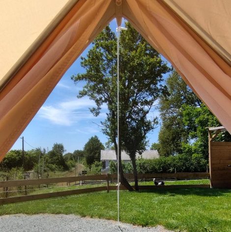 Tente La tente de l'atelier de la Gare en Vendée avec terrasse