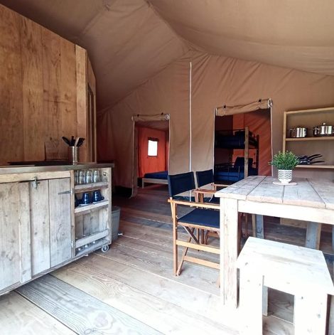 Tente Le Lodge de la Chouette dans l’Yonne avec terrasse