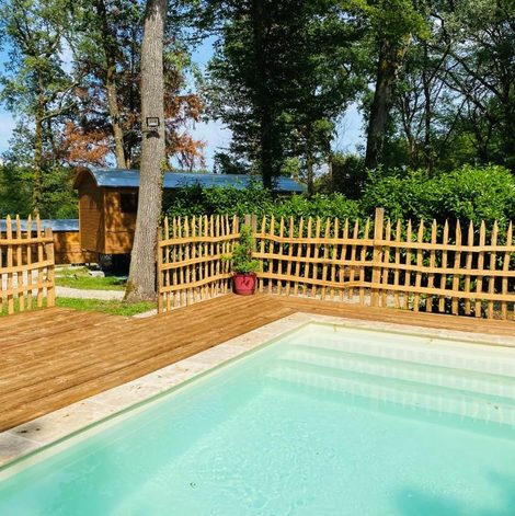 Roulotte Les Roulottes de l Herm Piscine Jacuzzi Perigord en Dordogne