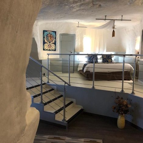 Maison troglodyte Logis Hôtels Troglododo en Indre-et-Loire avec piscine