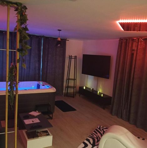 Loveroom Love Room Emoi de toi dans l’Aude avec terrasse