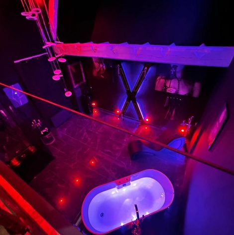 Loveroom de luxe dans le Nord avec terrasse