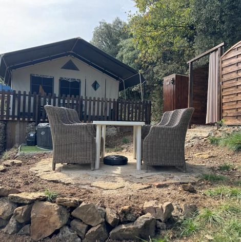 Tente Mas Barbeau dans le Gard avec spa privatif