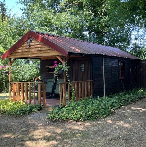Gîte insolite Mon chalet dans le Perche en Eure-et-Loir avec terrasse