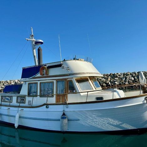 Bateau Nuit de quiétude sur un bateau et en Isère avec terrasse