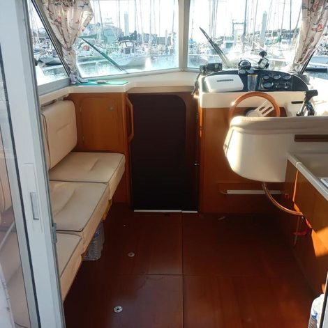 Bateau Nuit insolite à bord du bateau Exocet III dans le Pas-de-Calais avec terrasse