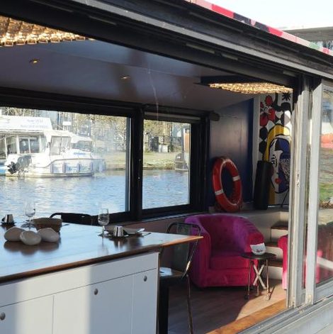 Bateau Péniche ! Amours Le Dô Karina Bisch 2019 en Loire-Atlantique avec terrasse