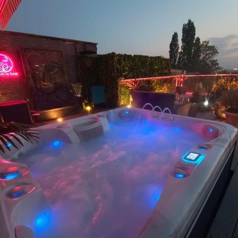 Loveroom Spa de la Lune en Seine-Saint-Denis avec sauna