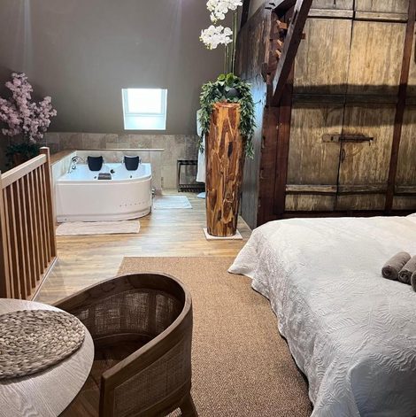 Loveroom Suite Zen détente et balneo dans le Pas-de-Calais