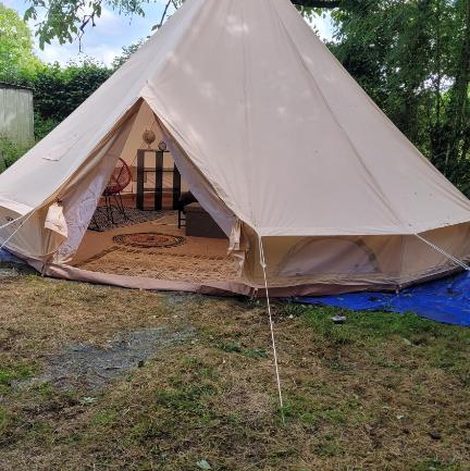 Tente insolite en Vendée avec terrasse