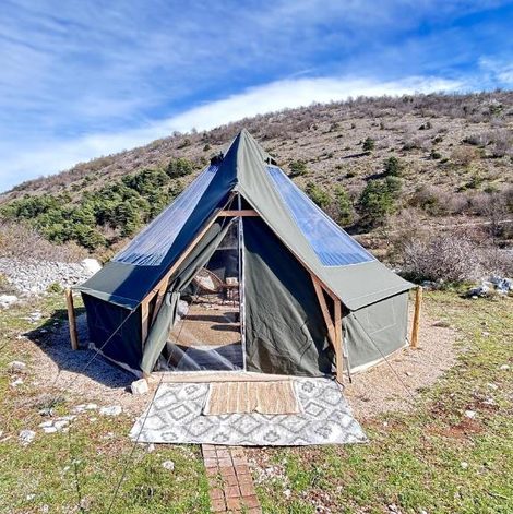 Tente Lodge transparente a 45 min de Nice dans les Alpes-Maritimes