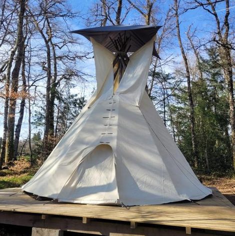 TIPIsche trekkershut - Camping Le Soustran en Corrèze avec piscine