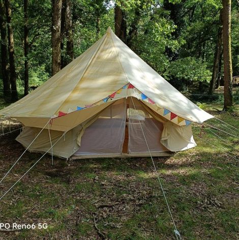 Tente tipy3 en Creuse avec vue sur le lac