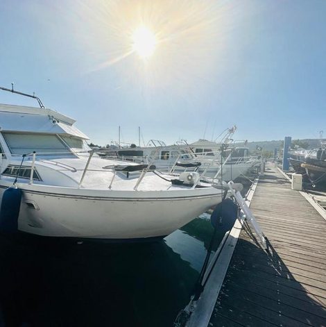 Bateau Vedette location à la nuitée sur l eau dans la Drôme avec terrasse