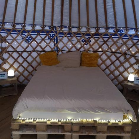 Yourte Mont-Saint-Michel dans la Manche avec spa privatif