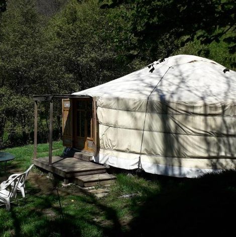 Yourte Rosane en Ariège avec spa privatif