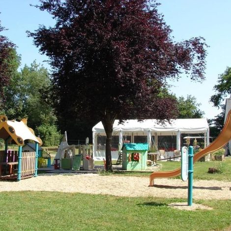 Tente ZEcamping 3 calme et nature en Indre-et-Loire avec terrasse